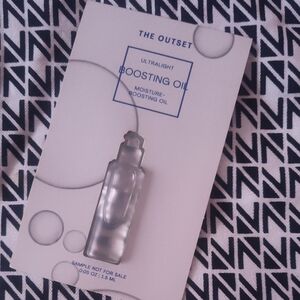 The Outset Ultralight Moisture-Boosting Oil - Clear